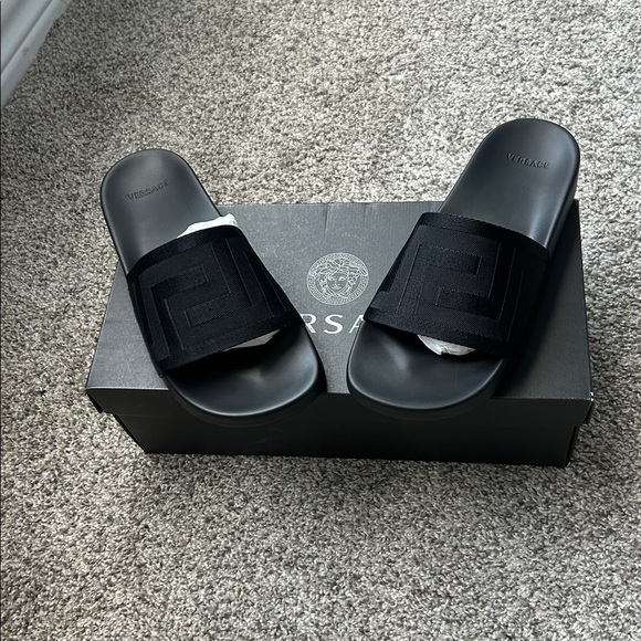Versace Slides - Picture 2 of 4